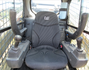 Cargadora de orugas 299D3 XE con pocas horas de uso, disponible para exportación - Product Image 5