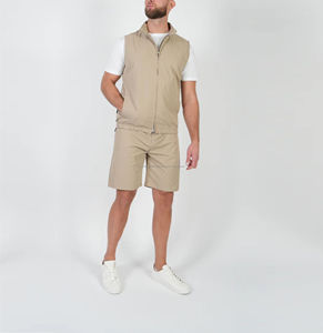 Ensemble décontracté d'été pour homme : Gilet noir respirant à fermeture éclair et short assorti, multi-poches, léger, en Spandex/Polyester - Product Image 3