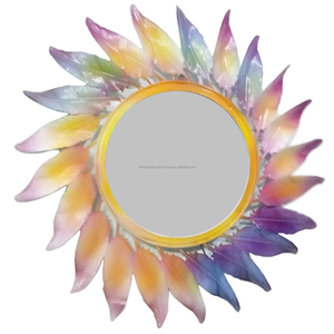 Espejo de pared decorativo de metal rústico de color blanco de alta calidad brillo sol flor en forma de espejo de pared - Product Image 5