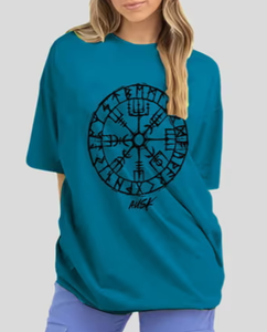 เสื้อยืดพิมพ์ลายกราฟิกโลโก้แบบกำหนดเองสำหรับผู้หญิง ทรงโอเวอร์ไซส์ ผ้าฝ้าย 100% สไตล์วินเทจ ขาดๆ แบบดิสเทรส แขนสั้น ผ้าหนา 240 GSM ผ้าฝ้าย 100% - Product Image 1