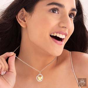 PRAO Elegante colgante de mariposa amarilla en círculo de cristal Collares de cristal elegantes - Product Image 4