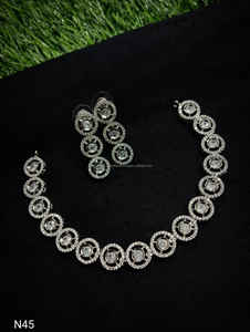 Ensemble de bijoux de mariée en diamant américain classique Collier et boucles d'oreilles en deux pièces pour mariage Style classique à la mode - Product Image 3