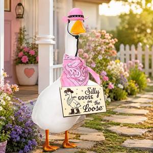 Décoration de jardin extérieure : Statue de canard de style western avec chapeau rose et écharpe à motif cachemire, style rustique - Product Image 1