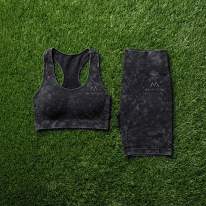 Conjunto Deportivo para Mujer, Top Deportivo Negro con Efecto Desgastado y Pantalones Cortos de Cintura Alta para Gimnasio, Yoga y Entrenamiento - Product Image 5