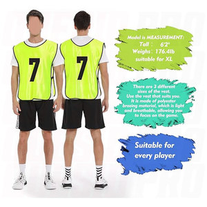 Maillots d'entraînement Scrimmage pour sports d'équipe, dossards de football numérotés pour adultes et jeunes, maillots d'entraînement respirants et légers - Product Image 4