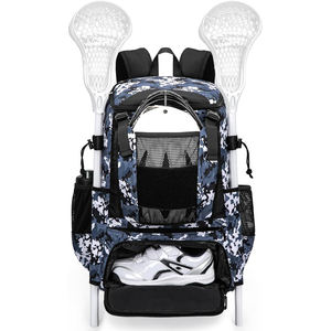 Mochila Lacrosse Estilo Táctico Totalmente Negra con Compartimento Ventilado para Zapatos y Sistema Integrado de Soporte para Palos Laterales - Product Image 2