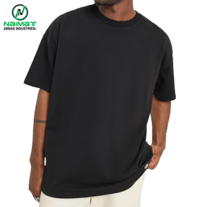 เสื้อยืดโอเวอร์ไซส์สีดำสำหรับผู้ชาย ลายตัวอักษร ผ้าฝ้าย 100% เนื้อหนา ดีไซน์ไหล่ตก - Product Image 4
