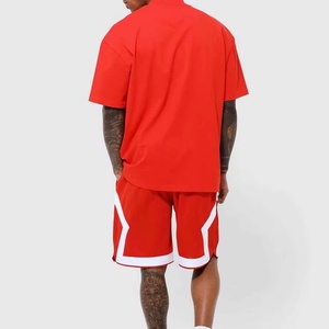 Ensemble T-shirt et Short Oversize OEM/ODM 2 Pièces Streetwear pour Homme – Logo Personnalisé, Qualité Supérieure, 100% Coton Teint Uni, Coupe Ajustée - Product Image 3