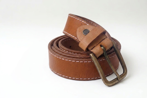 Cinturón de Cuero Ancho con Hebilla Metálica de Doble Punta, Cinturón Casual para Jeans, Diseño Grueso, Ajustable, Unisex, a la Moda - Product Image 3