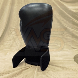 WS PROFESSIONAL ORIGINAL ถุงมือชกมวยหนังแท้ แบบเต็มนิ้ว ปิดด้วยเชือกผูก ระบายความชื้นได้ดี น้ำหนักเบา สำหรับฝึกซ้อม ผู้ใหญ่ - Product Image 4