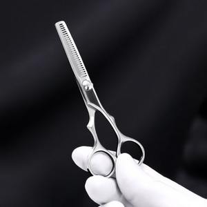 Tijeras de Peluquería Médicas Warsaw, Herramienta de Corte de Cabello Profesional de Alta Calidad - Product Image 3
