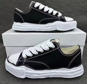 Zapatos de malla de estilo retro para hombre de diseñador, lujosas zapatillas deportivas de plataforma transpirables para mujer que aumentan la altura para caminar y correr - Product Image 4