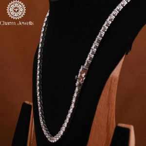 สร้อยคอ Charm_Jewells แบบ unisex ประดับเพชรโมอิสซาไนต์ทรงบริลเลียนต์ ตัวเรือนเงินแท้ 925 ชุบทอง 14K ได้รับการรับรองจาก IGI สไตล์หรูหราแบบฮิปฮอป - Product Image 2