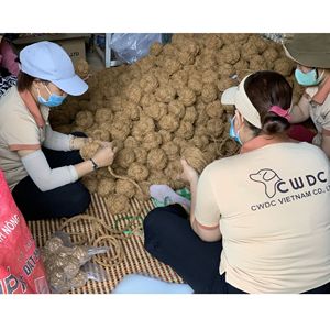 ลูกบอลเชือกใยมะพร้าวทำมือสำหรับสุนัข ทนทานต่อการกัด เป็นมิตรกับสิ่งแวดล้อม ของเล่นสัตว์เลี้ยง - Product Image 5