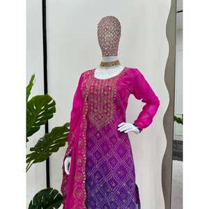 Ensemble de costume XL avec fil et impression numérique de séquence-pour les occasions festives - Product Image 1