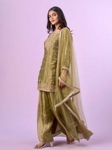 Conjunto de Diseñador Fandy: Top de Seda, Pantalón Palazzo y Dupatta Bordado, Traje Completamente Cosido para Bodas y Fiestas - Product Image 6