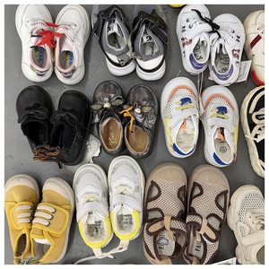 Compra al por Mayor de Zapatos Usados para Niños, Ropa Usada para Niños, Zapatos Infantiles, Entrega Aleatoria, Moda 2026, Zapatos Nuevos para Niños - Product Image 2