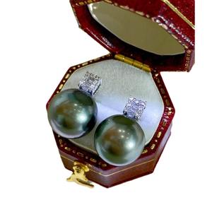 Pendientes de Perlas Negras Naturales de Tahití de 11-12 mm, Redondas, Verde Pavo Real, con Ligeras Imperfecciones, Brillo Extremo, Hechas con Agua de Mar - Product Image 5