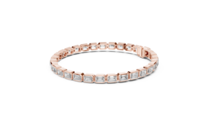Bracelet tennis en or avec diamants taille émeraude, bracelet éternité en diamants de laboratoire, bracelet de luxe serti clos en diamants pour femme - Product Image 2