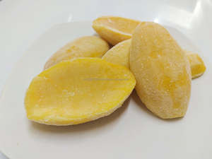 Mango Dorado de Vietnam, Fruta Congelada IQF, Alargado, Naturalmente Dulce, Exportación a Granel, KMI IQF236 - Product Image 1