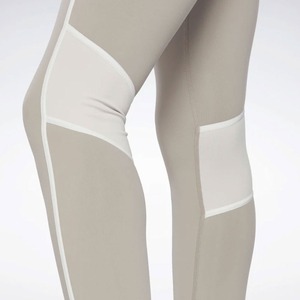 Leggings de compression pour femmes en gros – Vêtements de sport pour la course et le fitness - Product Image 6