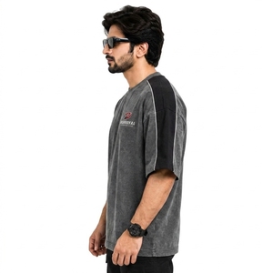 T-shirts surdimensionnés pour hommes T-shirts surdimensionnés pour hommes Tissu doux et résistant Coupe ample Mode urbaine moderne Style quotidien Coupe premium - Product Image 3