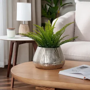 Pot de fleurs en fer forgé artisanal pour balcon et terrasse, pot décoratif en métal haut de gamme fait main pour événements, vase à fleurs - Product Image 3