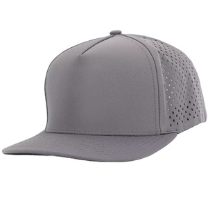 Casquette de baseball trucker en daim marron uni de haute qualité à 5 panneaux, logo personnalisé accepté, visière incurvée, maille, fermeture snapback - Product Image 2