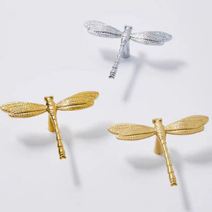 Pomos de latón con diseño de libélula dorada, tiradores de lujo únicos para gabinetes, cajones y vinotecas - Product Image 3