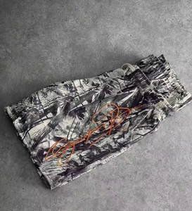 Shorts pour hommes à imprimé camouflage, taille mi-haute, séchage rapide, décontractés, avec logo orange sur le devant - Product Image 3