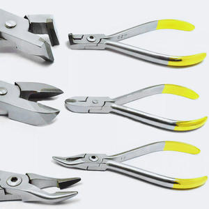 Ensemble complet d'instruments dentaires professionnels, kit d'outils dentaires en acier inoxydable de qualité supérieure pour cliniques et laboratoires par Grip Surgical - Product Image 1