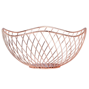 Corbeille à fruits en fil métallique or rose pour comptoir de cuisine, bol décoratif en fil métallique ouvert pour le rangement des fruits, centre de table à manger - Product Image 1