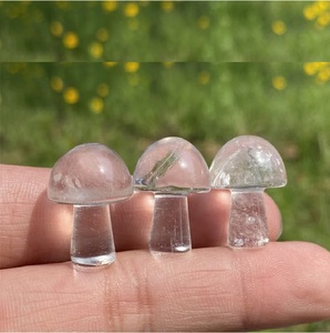 หินควอตซ์แกะสลักรูปเห็ดคุณภาพสูง ใส บริสุทธิ์ สำหรับบำบัดรักษาด้วยพลังงานเรกิ ทำสมาธิ ตกแต่งตามหลักฮวงจุ้ย ขายส่ง - Product Image 6