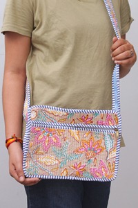 Sac bandoulière matelassé fait main en coton floral, sac de voyage bohème, sac à bandoulière imprimé indien. - Product Image 4