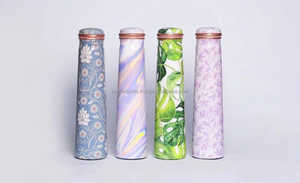 Botella ecológica de cobre sólido para beber, con tapa roscada segura para almacenar agua limpia e hidratación diaria. - Product Image 6