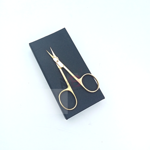Ciseaux à cuticules professionnels plaqués or 24 carats, en acier inoxydable, logo personnalisé, courbés pour droitiers, durables et confortables - Product Image 6