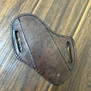 Funda de Cuero para Cuchillo de Caza y Camping con Logotipo Personalizado, Porte Horizontal, Venta al por Mayor en Europa, Acero al Carbono de Primera Calidad para Bushcraft - Product Image 3