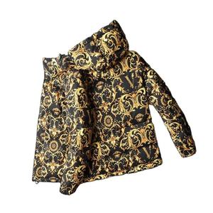 Veste matelassée à capuche pour homme, personnalisée, imperméable, en polyester, avec fermeture éclair, style bomber, chaude et de qualité supérieure - Product Image 2