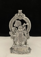Idole antique en aluminium plaqué argent du dieu hindou Lord Metal Sri Srinath Nathdwari, sculpture statue Murti pour la décoration de la maison et la Puja