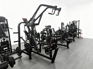 Appareil de musculation à charge de plaques pour exercices de force des épaules, bras et dos, <span class=keywords><strong>machine</strong></span> de tirage vertical assis pour salle de sport - Product Image 1