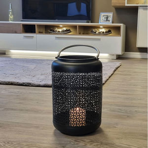 Lanterne à bougie en métal en fer personnalisée de haute qualité Vente en gros Maison et jardin Pots décoratifs de Noël et du Ramadan Taux bon marché - Product Image 3