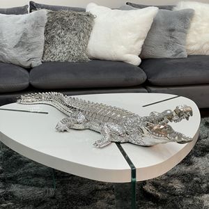 Ambrose oggetto decorativo coccodrillo cromato tempestato di diamanti con dimensioni 25 "L X 9" W X 7.5 "H" - Product Image 3