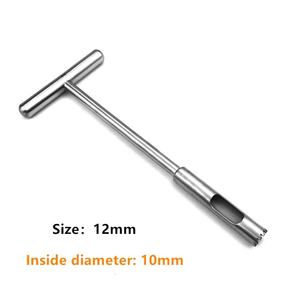 เครื่องมือผ่าตัดกระดูกแบบด้ามจับรูปตัว T ทำจากสแตนเลสคุณภาพดี ราคาสุดคุ้ม สำหรับการถอดสกรูและขูดกระดูก โดย Grip Surgical - Product Image 2