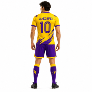 Ensemble de maillots de football personnalisés en gros pour hommes et garçons, tenue de sport d'équipe, maillot à manches courtes et short, kit de sublimation - Product Image 4