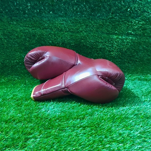 Gants de boxe personnalisés avec logo, confortables, pour l'entraînement professionnel aux arts martiaux, 10oz, 16oz, 12oz, 14oz - Product Image 3
