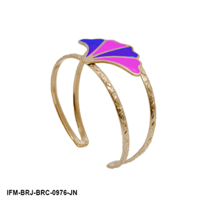 Pulsera de latón con alas de diseño artesanal KENWAY SARTAJ WORLDWIDE para mujer, con esmalte azul celeste y rosa intenso, estructura de doble alambre - Perfecta - Product Image 1