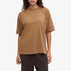 Camiseta de Mujer, Moderna, Ajustada, con Tela Elástica, Silueta Moderna y Diseño Cómodo para el Día a Día - Product Image 5