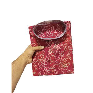 ชุดเสื้อกางเกงผ้าไหมพิมพ์ลาย bandhani สำหรับผู้ชายพร้อม Payjama สีแดง - Product Image 1