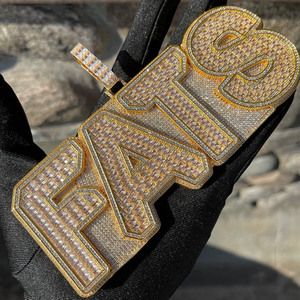 จี้เพชรโมอิสซาไนต์แบบกำหนดเอง สไตล์ฮิปฮอป VVS ประดับเพชรเต็มตัว  จี้ตัวอักษรเงินแท้ 925  จี้เพชรโมอิสซาไนต์สั่งทำ - Product Image 6