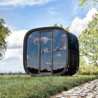 Outdoor Traditionelle Sauna aus Massivholz mit Saunasteinen, Anpassbare Trockensauna-Kabine für den Garten in Verschiedenen Stilen, Großformatig